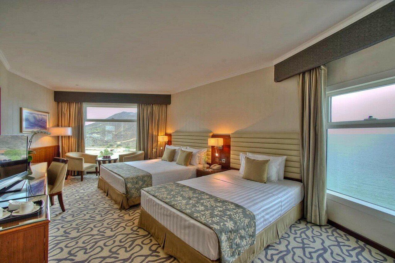 Oceanic Khorfakkan Resort & Spa Khawr Fakkān Exteriör bild
