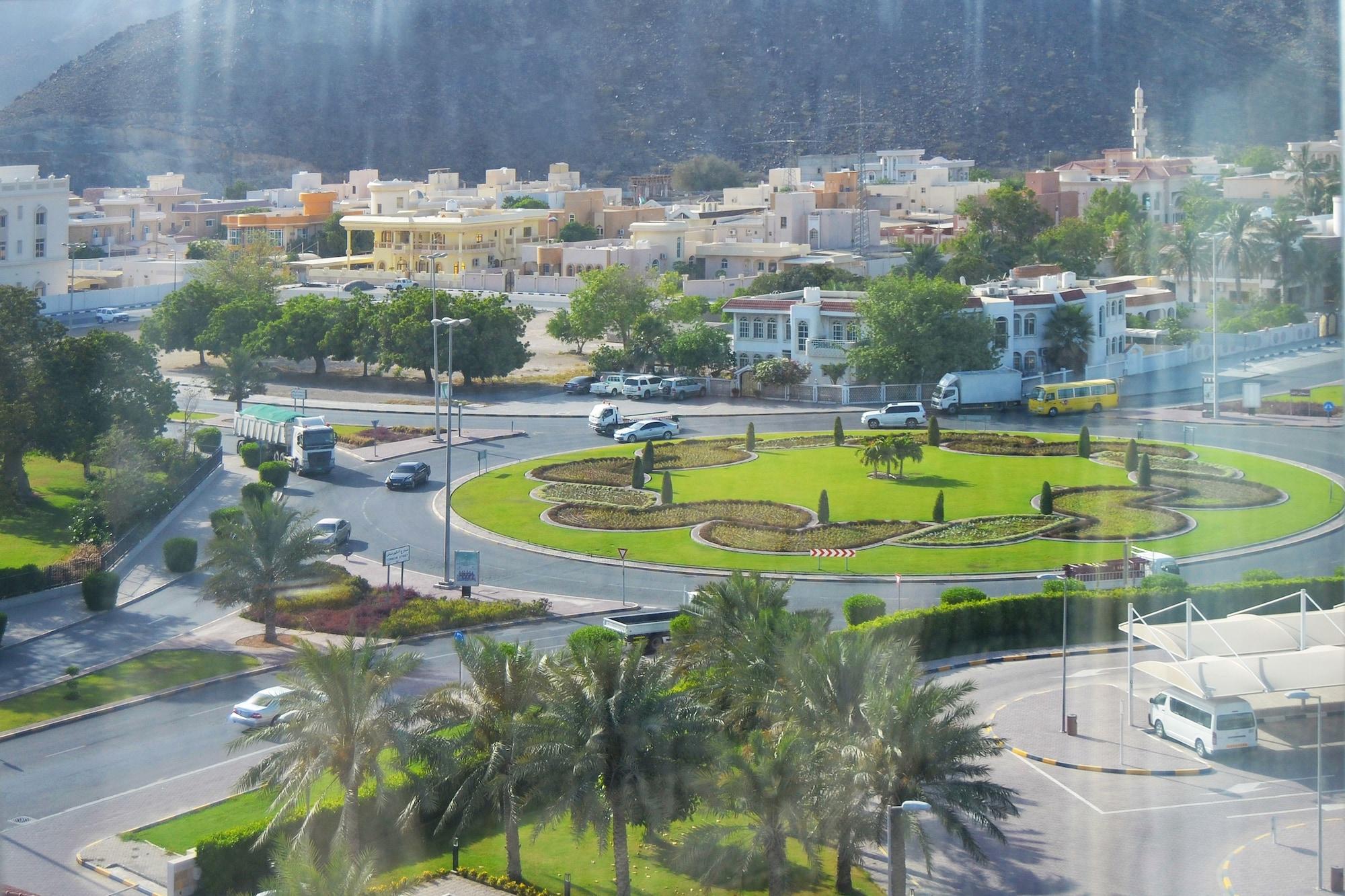 Oceanic Khorfakkan Resort & Spa Khawr Fakkān Exteriör bild